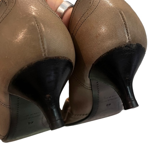 Hermes Vintage Tassel Bow Kitten Heels, Sz 40 - Picture 12 of 16